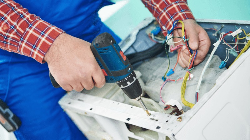 Sincan Daikin Daikin çamaşır makinesi kart tamiri – Su almama arızası orijinal parça ile giderildi. - Teknik servis örneği